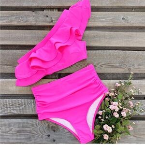 One-Shoulder Pink Bikini